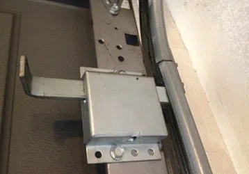 Syracuse UT Locksmith Store Syracuse, UT 801-590-7012 Syracuse UT Locksmith Store Syracuse, UT 801-590-7012 - 9-Garage-Door-Locks